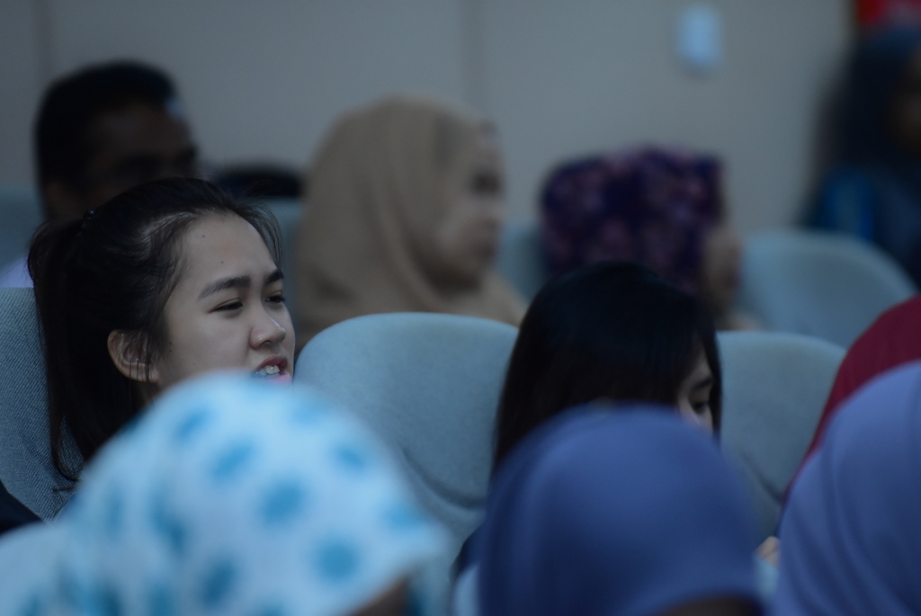 300 DSC 3215